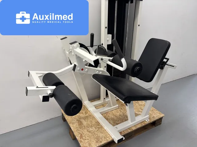Life Fitness Seated Leg Curl