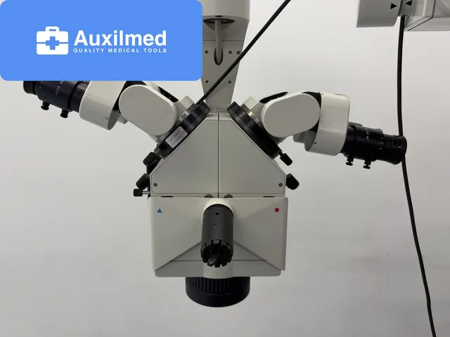 Leica M680 Surgical Microscope