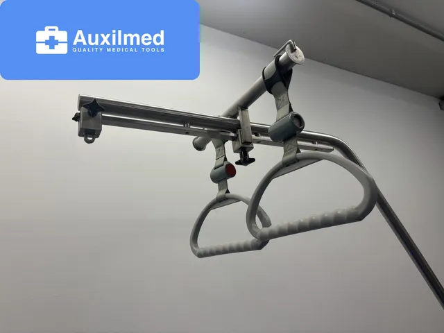 EZ Caster EZ9000 Treatment Table