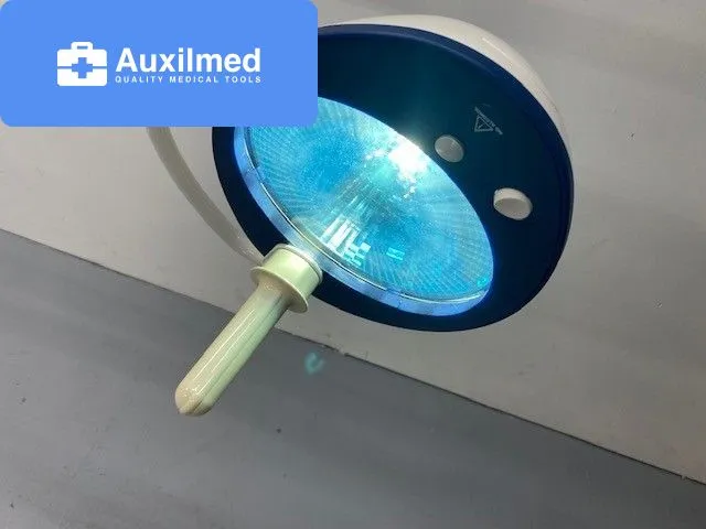 Maquet Hanaulux Blue 30 Exam Light