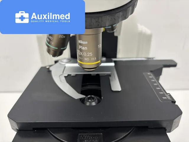Nikon Eclipse E400 Microscope