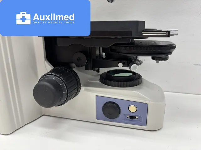 Nikon Eclipse E400 Microscope