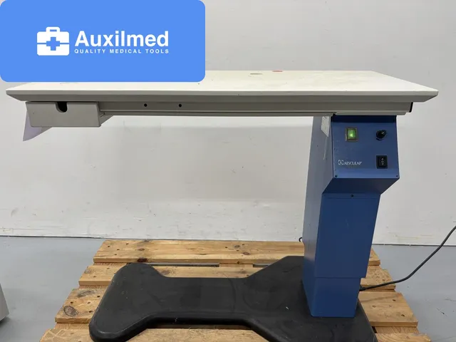 Aesculap 2401 Instrument Table